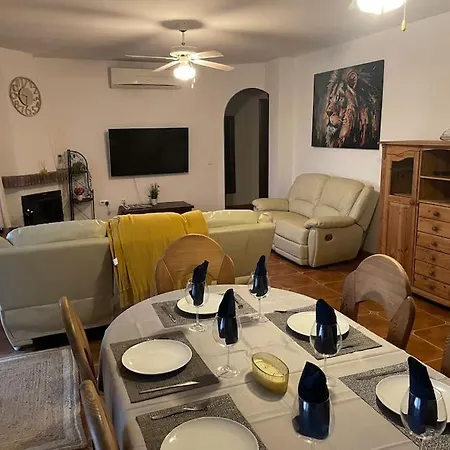 Villa In Alcaucin Malaga