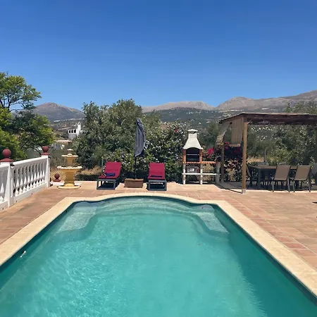 Villa In Alcaucin Malaga